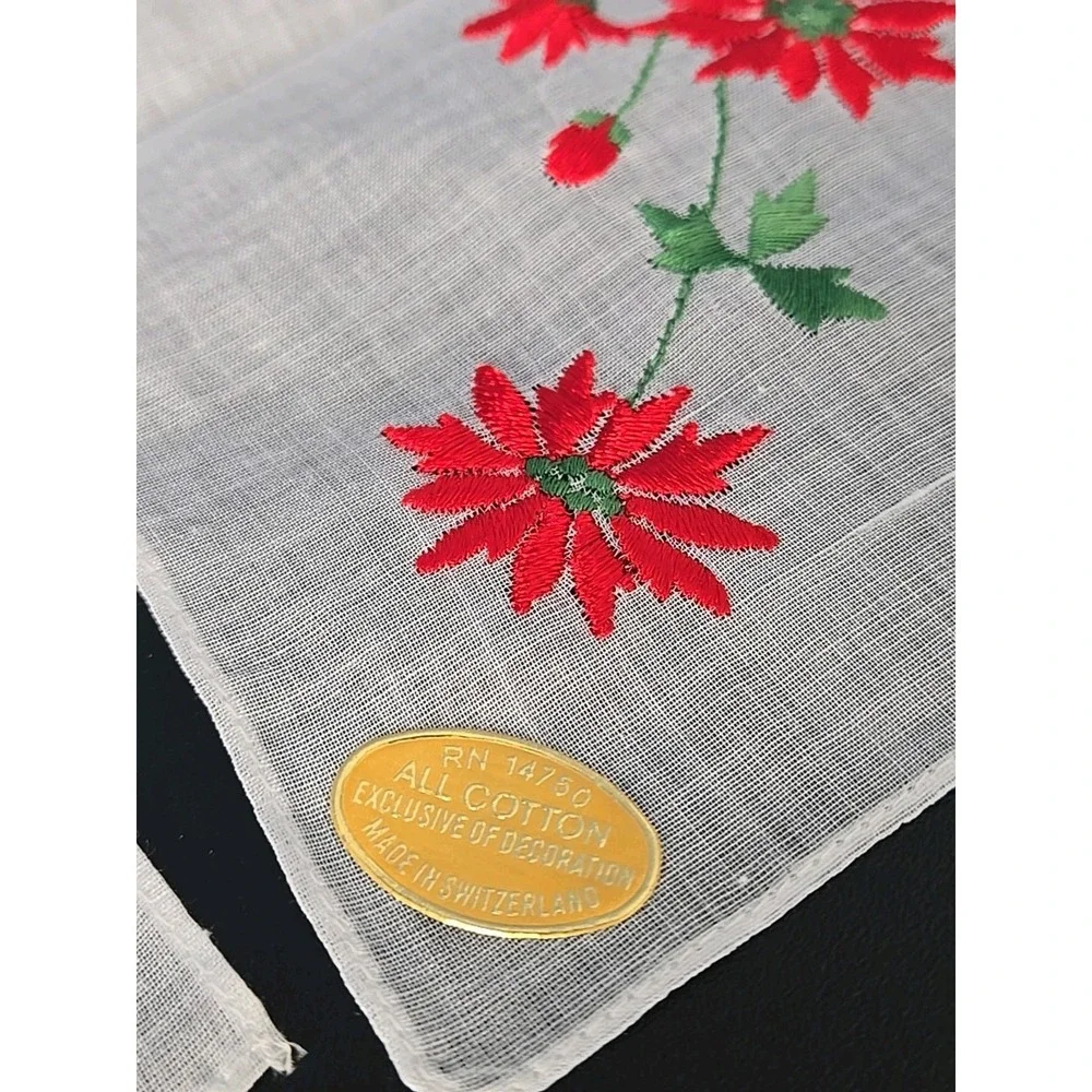 2 Vtg Ladies Hanky SWITZERLAND CHRISTMAS Handkerchief‎ POINSETTIA Tags